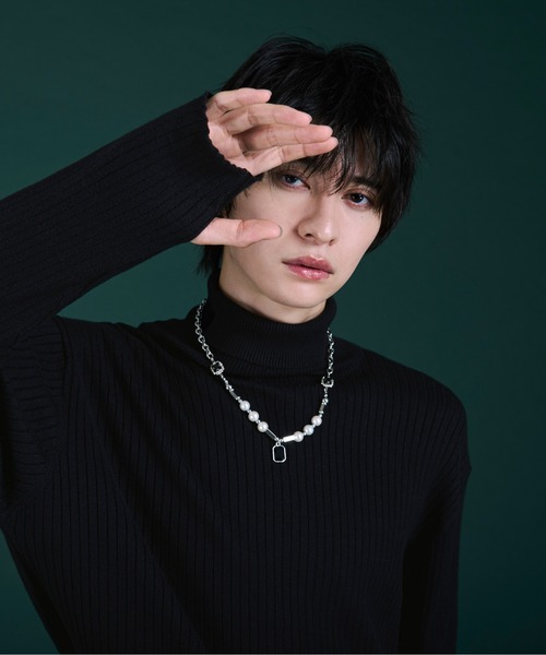 「Ellno Loset」 タートルネックニット SMALL レッド メンズ_画像2