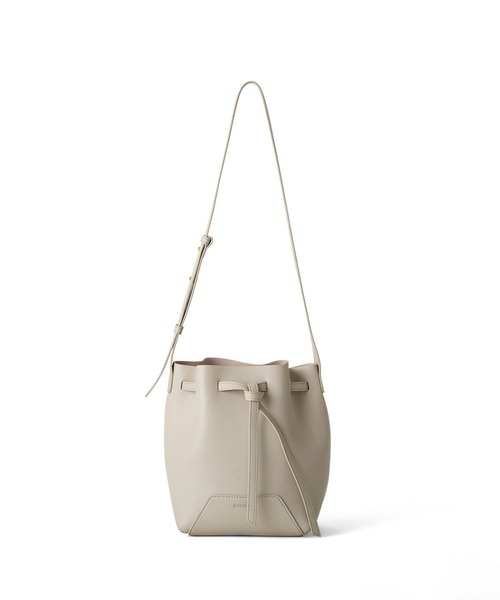 新品タグ付き♡ハシバミ　巾着 2way バッグ ネイビー ラムレザー　本革 Hashibami（ハシバミ） ショルダーバッグ バッグ 「HASHIBAMI」フェズ