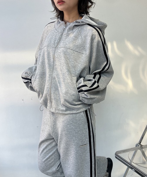 AS KNOW AS（アズノゥアズ） パーカー 裾ドロスト付き クロップド丈