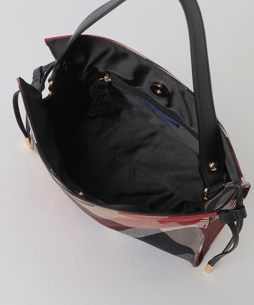 BLUE LABEL CRESTBRIDGE（ブルーレーベルクレストブリッジ