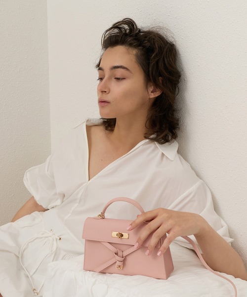 CHARLES ＆ KEITH（チャールズ&キース） ハンドバッグ Tricha トリチャ