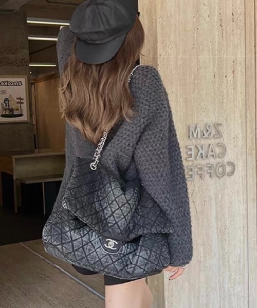 セリーヌ　ニット　フロントロゴ　オーバーサイズ　S ブラック CELINE 様々なスタイリングにマッチ☆オーバーサイズ セーター