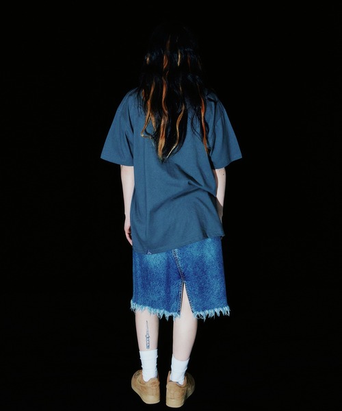 ISTKUNST tシャツ A