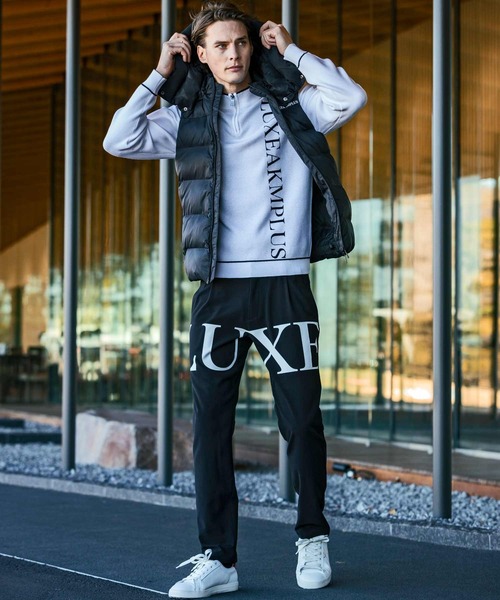 LUXEAKMPLUS 長袖ジャケットとパンツ