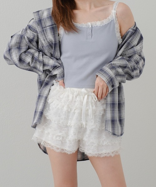 岡フリル付きグレーショートパンツs レースフリルショートパンツ（その他パンツ）｜ACLENT