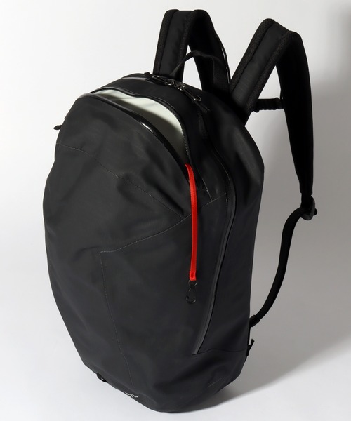 Arc'teryx ブラック バックパック ARC'TERYX バックパック ブラック - メルカリ