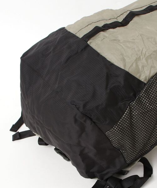 THE NORTH FACE（ザ ノースフェイス） リュック FREE ライトグレー