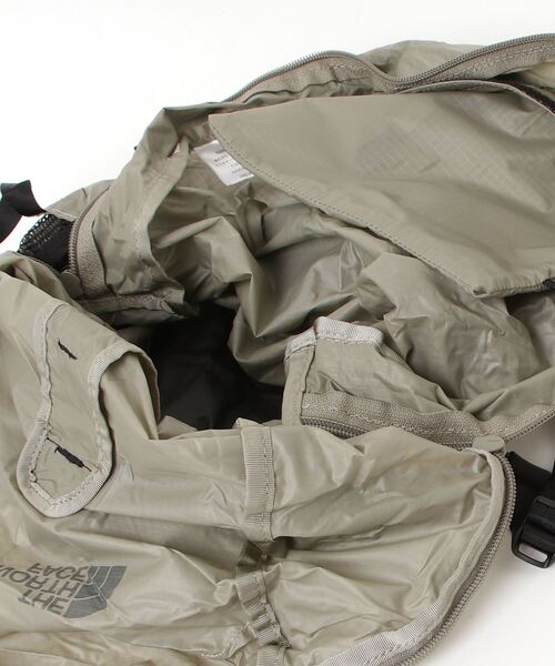 THE NORTH FACE リュック ライトグレー 未使用タグ付 THE NORTH FACE（ザ ノースフェイス） リュック FREE ライトグレー