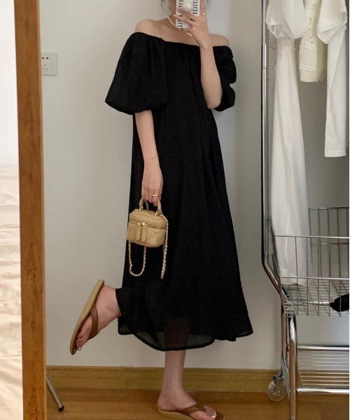 ETRETOKYOオフショルダーバルーンワンピース ETRE TOKYO - オフショルダーバルーンワンピース - NAVY