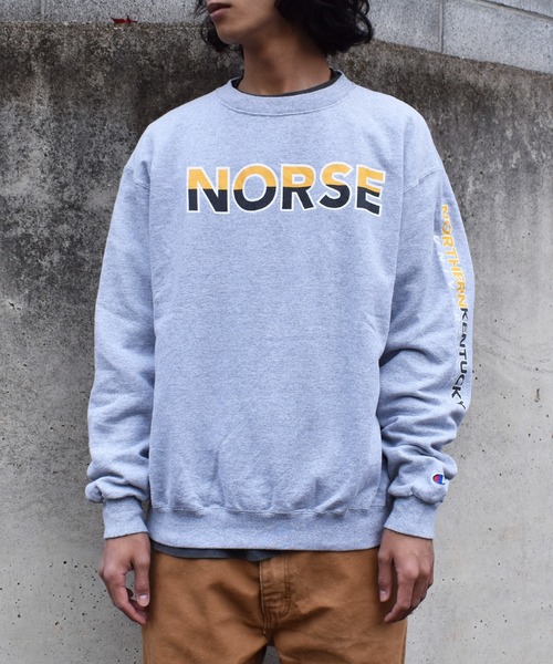 チャンピオン　古着　トレーナー　スウェット Champion トレーナー スウェット 「ヴィンテージ古着」Champion