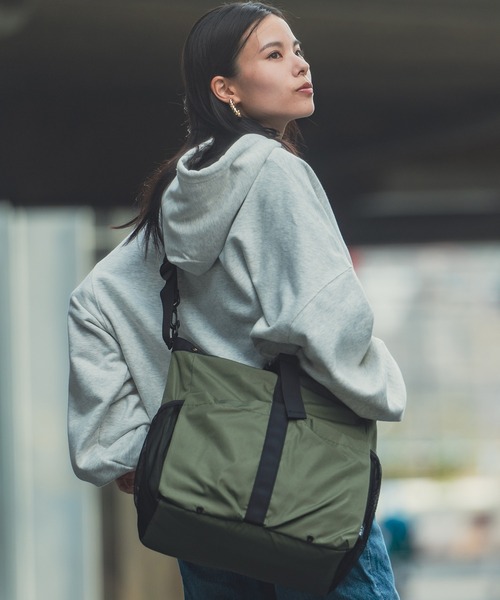 KiU（キウ） トートバッグ 大容量マルチパーパス3WAYトートバッグ（18L 