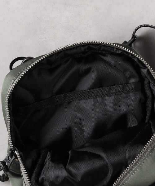 Snap-on × ALPHA INDUSTRIES ショルダーバッグ レア Alpha Industries ショルダーバッグ 「ALPHA」ミニショルダー