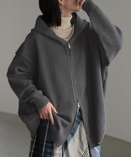 HUG.U（ハグユー） パーカー オーバーサイズスポンジニットパーカー