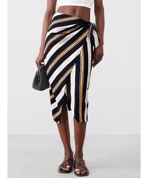 BANANA REPUBLIC スカート　6 新品 BANANA REPUBLIC スカート FACTORY STORE ラップ風ミディ
