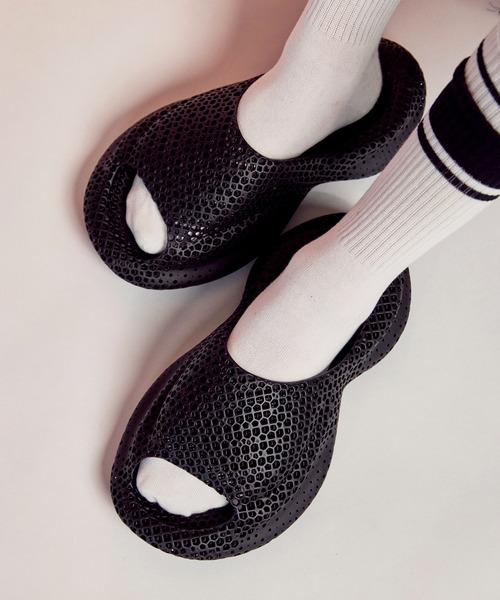MAISON SPECIAL ブラック スライドサンダル MAISON SPECIAL サンダル Stretch Cut Off Sandals/ストレッチ