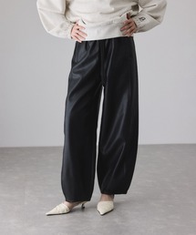 ADAM ET ROPE'（アダムエロペ） パンツ シンセティックレザートラック