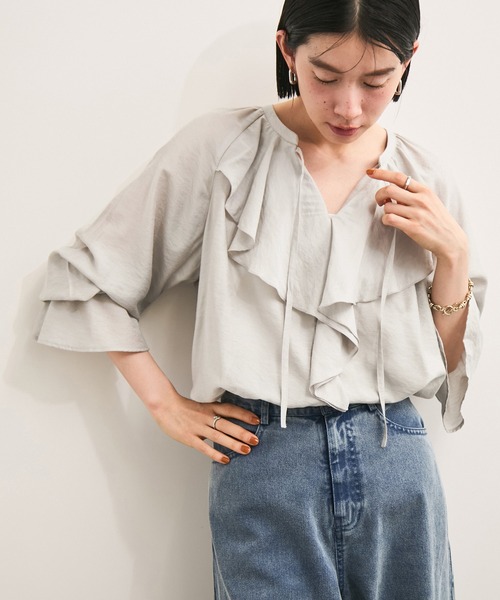 ROPEラッフルフリルブラウス ROPÉ(ロペ) / ラッフルフリルブラウス (トップス / シャツ/ブラウス