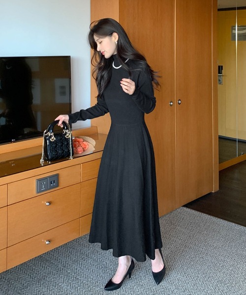 2ly2 ワンピース タートルネックプリーツニットワンピース : ZOZOTOWN