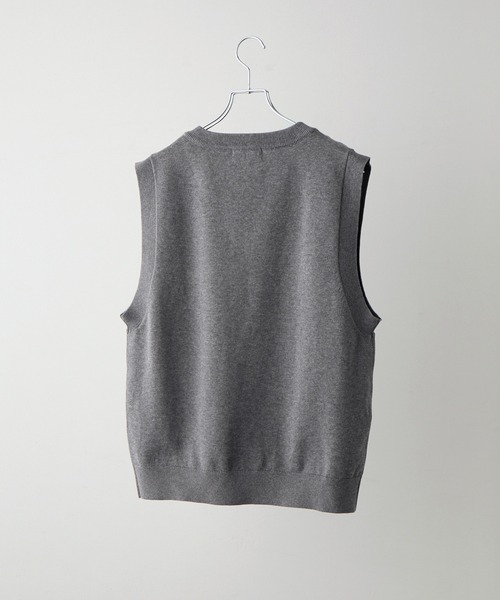 CLEL（クレイル） ベスト ジレ 「CLEL」Basic Embroidered V-Neck Knit