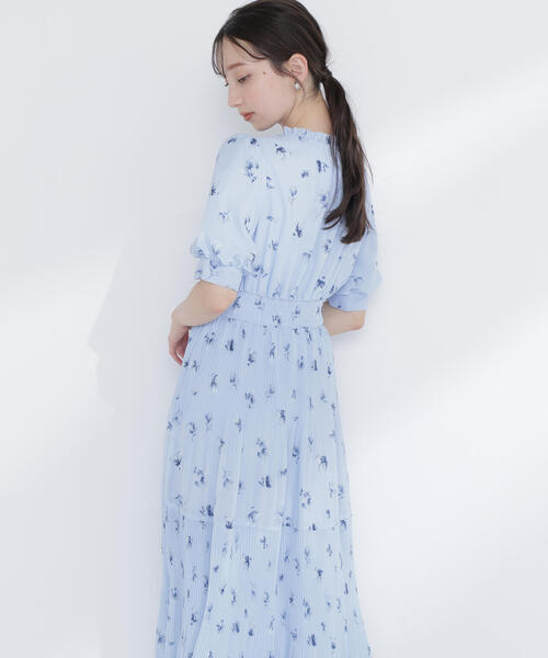 ワンピース ぼかしフラワープリントワンピースの画像