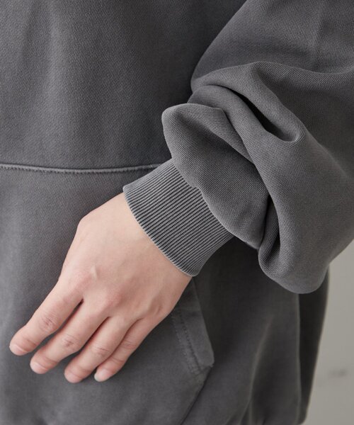 「ODD STUDIO」 プルオーバーパーカー LARGE ネイビー レディース_画像2