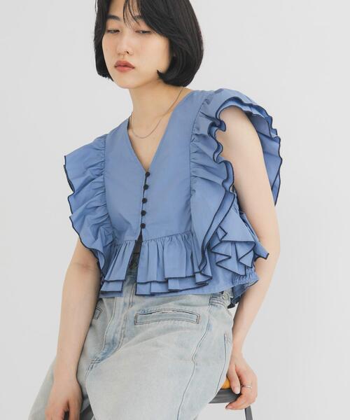 〈新品タグ付き〉KBF ハイネックフリルブラウス セレモニー／定番人気】ハイネックフリル ブラウス