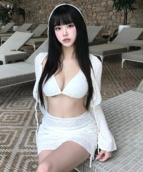 Swankiss ホワイトレース パール付き 水着 gossip!ロサンゼルス 水着 Y2K 総レース 体型カバー 水着 ビキニ