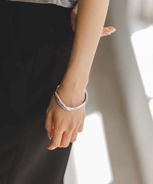バングル 「追加」PETIT MOMENTS/プティモーメント Wave Cuff レディースの画像