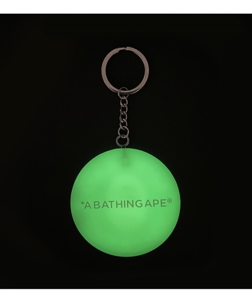 A BATHING APE（アベイシングエイプ） キーホルダー GLOW IN THE DARK