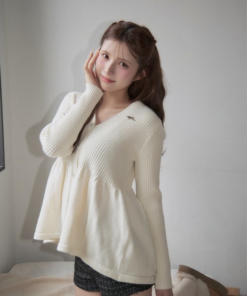 M'S GRACY ペプラム カーディガン 新品　ビジュー パール　ホワイト　白 TITTY＆CO.（ティティーアンドコー） カーディガン ペプラムビジュー