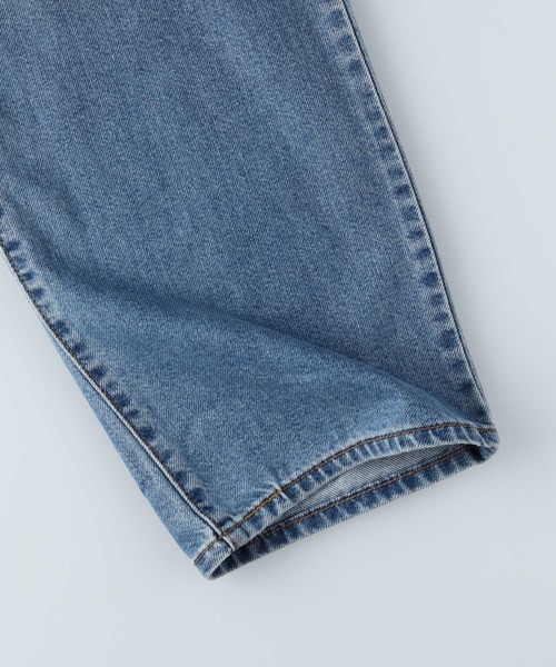 綺麗めカジュアルに♪【Levi's】'94 Baggy デニムショートパンツ Levi's '94 baggy shorts in light wash blue | ASOS