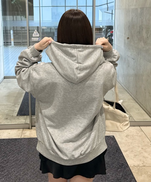 ベビーリサ パーカー 01880555500-e1.jpg?ts=