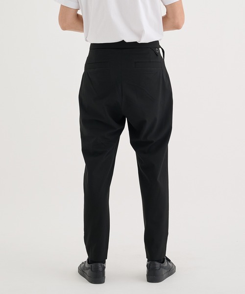 スラックス 「White Mountaineering / ホワイトマウンテニアリング」1 TUCK TAPERED PANTS メンズの画像