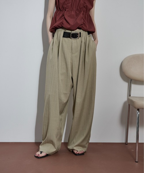 THE Yon ワイドパンツ パンツ ピンストライプタックワイドパンツ