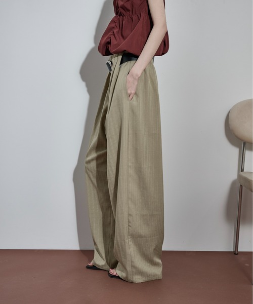 THE Yon ワイドパンツ パンツ ピンストライプタックワイドパンツ