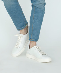 Clarks ホワイト スニーカー 軽量 レザー スリッポン サンダル レディース スリッポンスニーカー (ホワイト / 白色) -Clarks