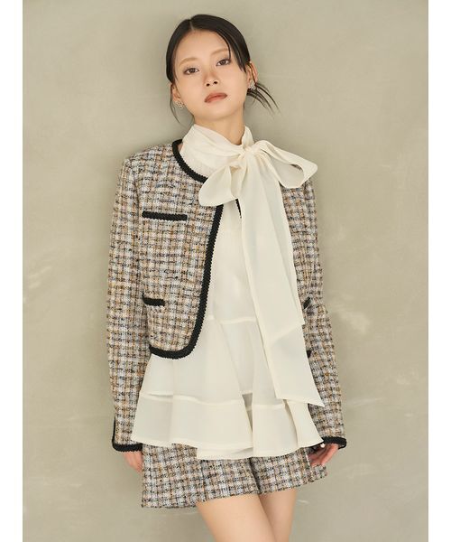 新品未使用タグ付きLILY BROWN アメスリティアードブラウス　アイボリー LILY BROWN ブラウス シャツ アメスリティアードブラウス