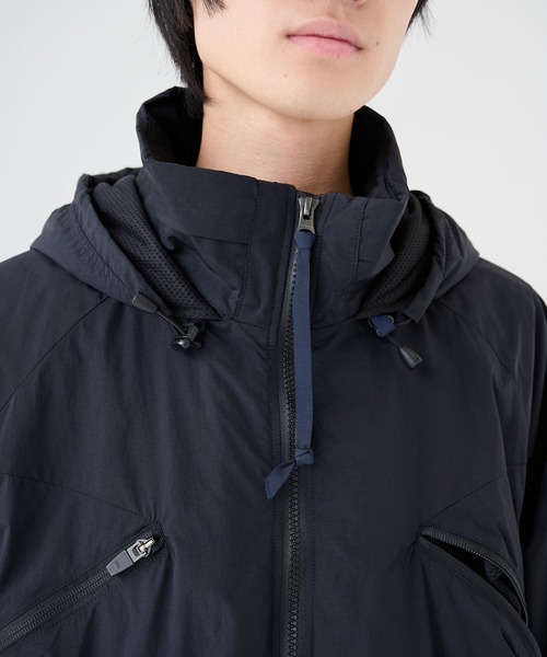 ナイロンジャケット 「POLIQUANT/ポリクアント」THE BREATHABLE INSULATED HOODED JACKET メンズの画像