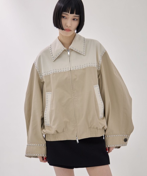コート アウター 「CLANE/クラネ」W COLOR STUDDED DRIZZLER JACKET/ダブルカラースタッズショートブルゾンの画像