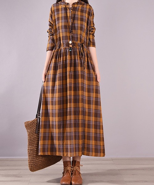 ＆soiree（アンドソワレ） ワンピース ウエスト絞りハイネックチェック