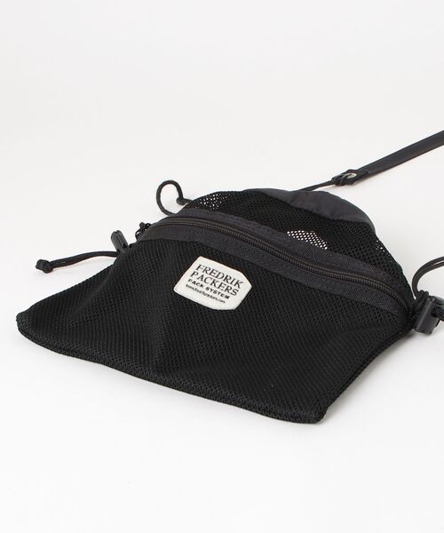 「FREDRIK PACKERS」 ショルダーバッグ - ブラック レディース_画像3