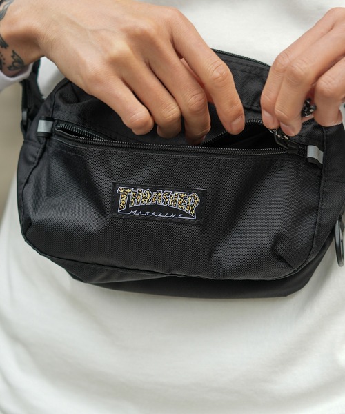 THRASHER（スラッシャー） ショルダーバッグ BENCHMARK MINI SHOULDER