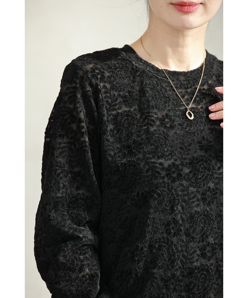cawaii tシャツ （黒）ペイズリー柄浮かぶベロア風カットソー
