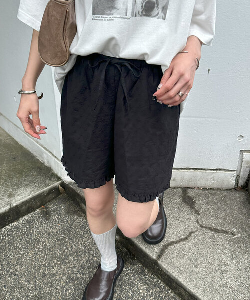 Discoat（ディスコート） パンツ 「umm.」フリルレースショートパンツ