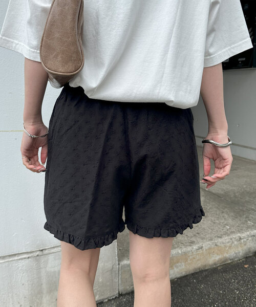 Discoat（ディスコート） パンツ 「umm.」フリルレースショートパンツ