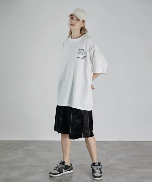 「HARSH AND CRUEL」 半袖Tシャツ X-LARGE ホワイト メンズ