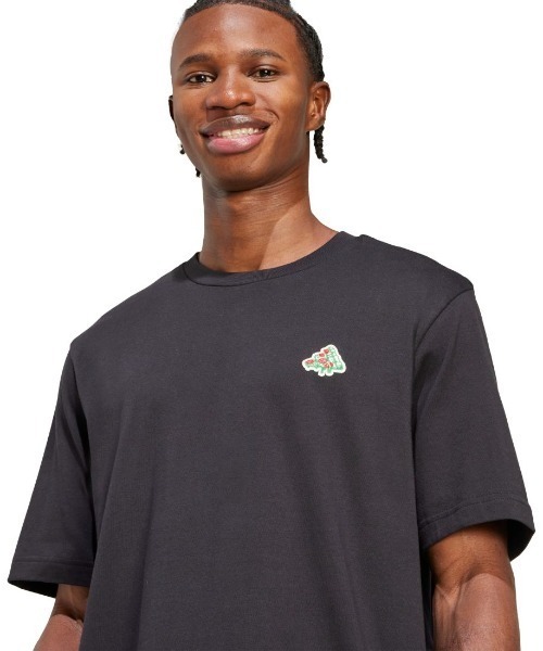 新品　Tシャツ 送料無料】ONE PIECE×絡繰魂 【シャンクス】赤髪のシャンクス