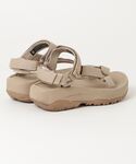 「Teva」 フラットサンダル 24 ベージュ...の詳細画像1