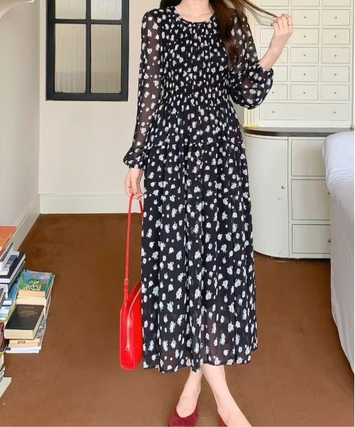 FINEnough ワンピース ドット風小花柄シャーリングワンピース