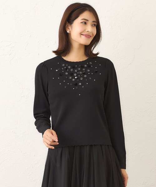 美品 大きいサイズ トゥービーシック ビジュー ゆったり プルオーバー TO BE CHIC（トゥー ビー シック） ニット セーター フロントビジュー